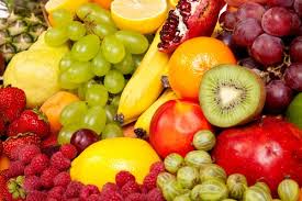 comer fruta con el estómago vacío