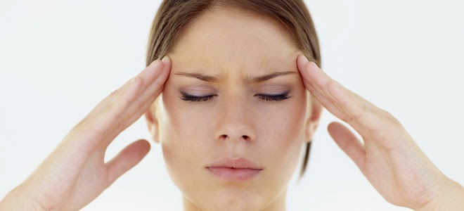 técnica para eliminar el dolor de cabeza, terapia de masaje.