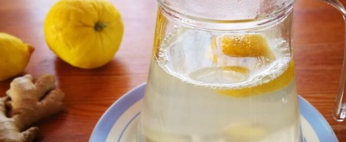 agua alcalinizada